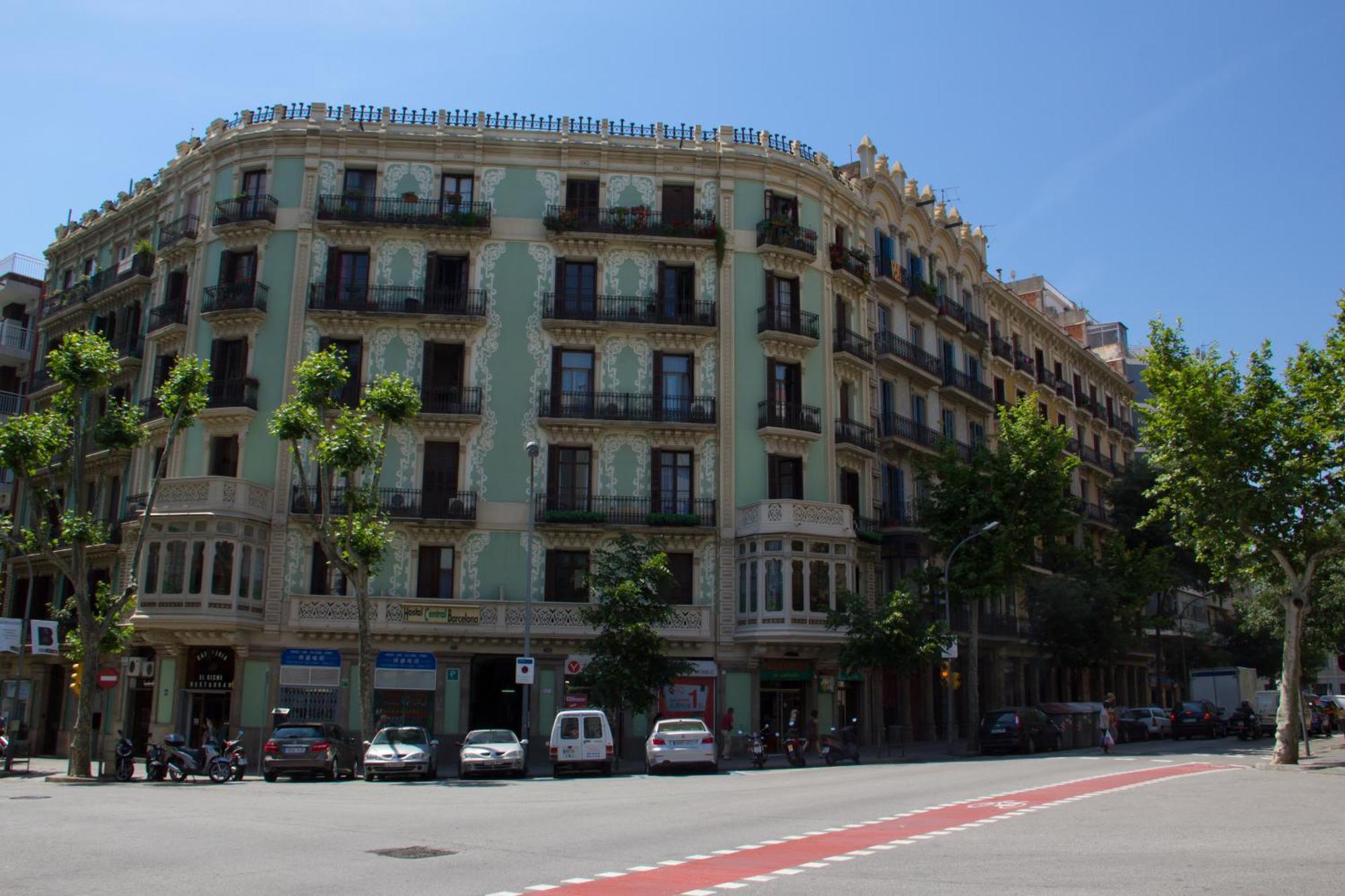 Hostalin Barcelona Diputacion Ngoại thất bức ảnh