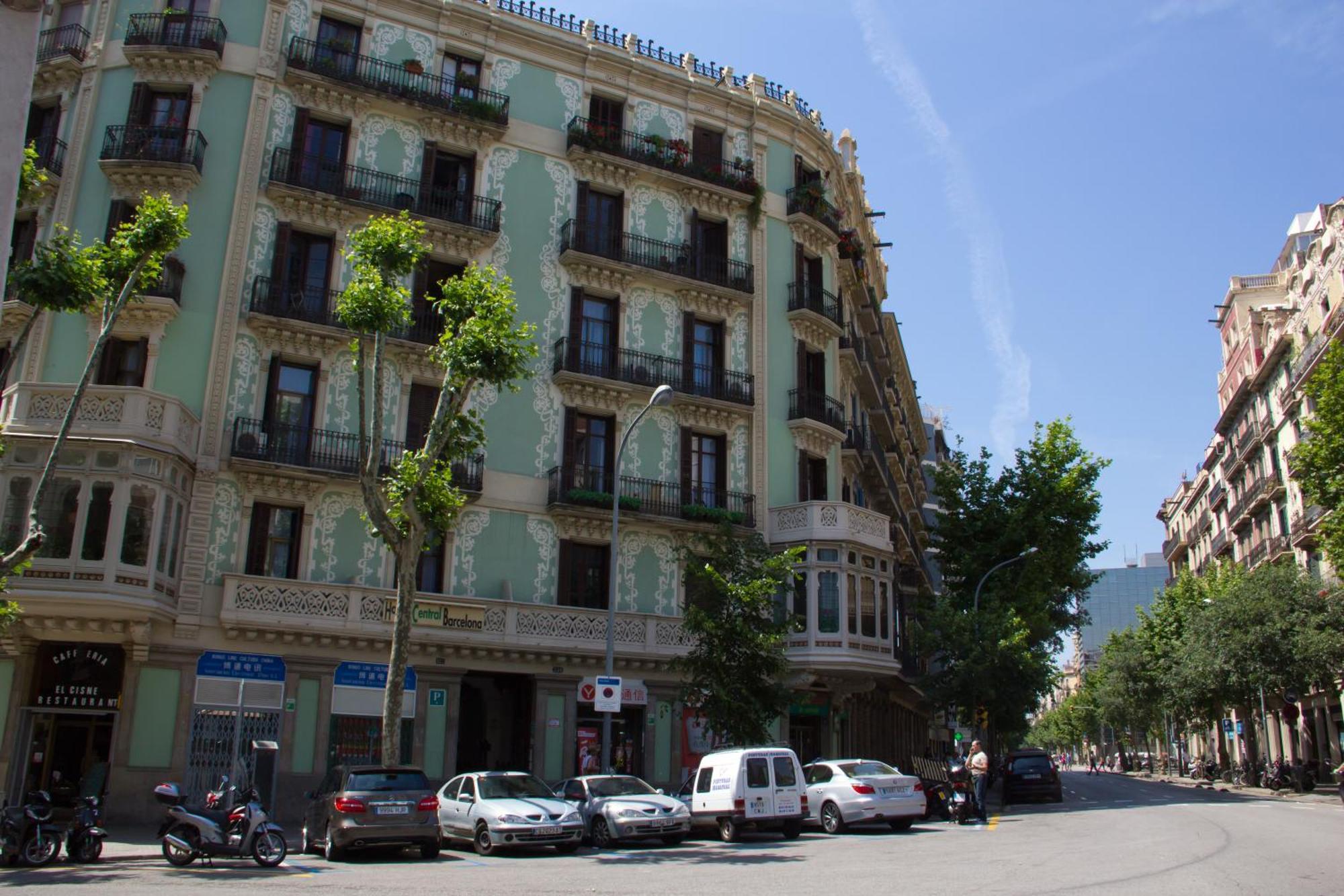 Hostalin Barcelona Diputacion Ngoại thất bức ảnh